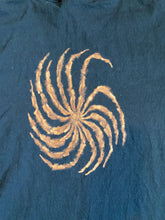 Load image into Gallery viewer, Stargazer bleached
